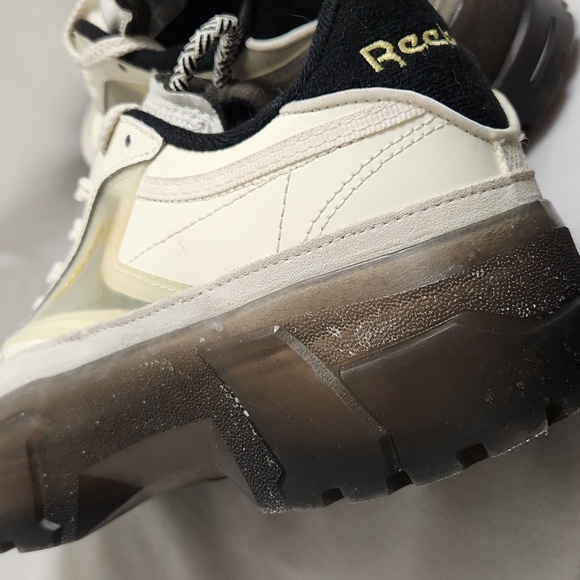 Rebook × Cardi B Club C Birthday Release sneakers (w size 9) - Picture 8 of 13